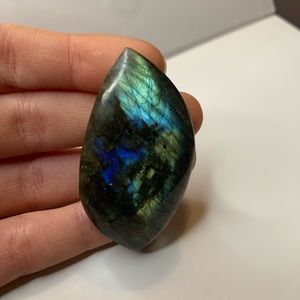 Jewelry Grade Laborite Leaflet